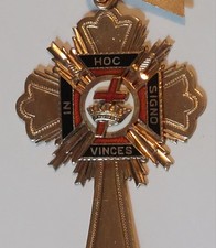 Vintage 1960 Knights Templar Breast Medal 1/20 12 kt  picture