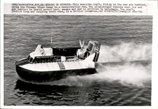 LG48 1964 Wire Photo RIDING ON BUBBLES BELL AERONAUTICS HOVERBOAT POTOMAC RIVER picture