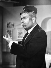 Bob Keeshan as Captain Kangaroo 1955 Photo - Captain Kangaroo. Bob Keeshan essay picture