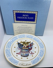 Vintage 1974 Avon Freedom Collector’s Plate By Enoch Wedgewood England 9