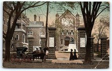 1912 Montreal Hôtel Dieu entrance postcard picture