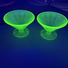 Pair 2 Federal Green Depression Sherbet Dessert Dishes Uranium Glass F Stamped picture