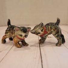 Vtg Pair Tabby Cat Kitten Salt & Pepper Shakers Kitschy Ceramic Red Bow 3” picture