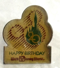NEW VINTAGE 1991 WALT DISNEY WORLD 20TH ANNIVERSARY HAPPY BIRTHDAY PIN picture