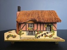 PAULINE RALPH Hand Made Music Box English Musical Cottage 