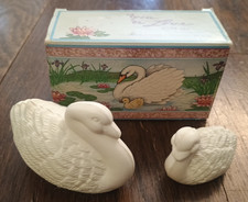 Vtg NOS Avon Tender Love 3D Swan Mom & Baby Soap Set 3 oz in box ADORABLE picture