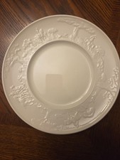 Vtg Wedgewood DinnerPlate  Devonshire of Etruria Barlaston Foxhunt  9 1/2