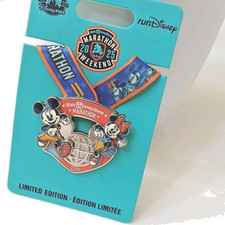Disney Limited Edition runDisney Walt Disney World 2025 Mickey & Minnie Pin picture