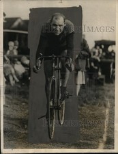 1926 Press Photo Amateur cyclist Stanley Wesalowski at Gaelic Games in Chicago picture