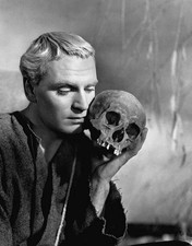 Laurence Olivier as Shakespeare's Prince Hamlet Denmark holds skul- Old Photo picture