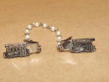 Silvertone & Faux Pearl Powell Mason Cable Car San Francisco Sweater Guard Clip picture
