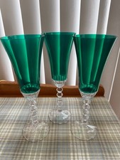 3 MIKASA GEMSTONE Emerald Green/Clear 10