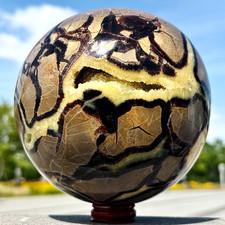10.9LB Natural turtle-back crystal cave crystal ball, quartz crystal energy ball picture