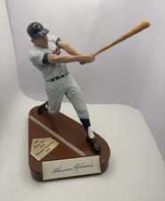 Salvino Inc. Harmon Killebrew Signed Numbered MLB Baseball Figurine 806/950 picture