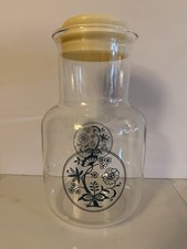 Pyrex Blue Onion Old Town Blue 56 oz Carafe 3456-5 with Lid picture