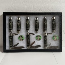 9 Vintage Hopalong Cassidy Pocket Knife Display & 3 Vintage Pinback Buttons picture