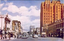 Yakima, WA Washington  YAKIMA AVE STREET SCENE  Drug Store~50's Cars Postcard picture