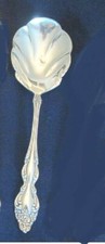 Oneida Baroque Rose (Silverplate, 1967, USA) Solid Shell Casserole Spoon 8 5/8