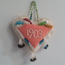 Antique 1903 Native American Beaded Heart Shaped Pillow Iroquis 5.5