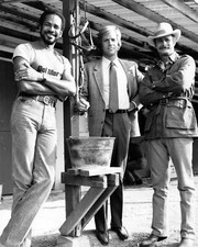 Simon and Simon Tim Reid Jameson Parker Gerald McRaney 8x10 inch photo picture