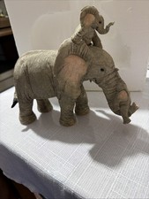 Tuskers Ups A Daisy 91212 Elephants Figure Limited Edition Country Artist Enesco picture