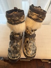 Vintage Handmade Native American Mukluks Approx 11 inches picture