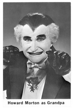 Howard Morton as Grandpa in Munsters Signed Photo JSA Authentic picture