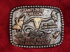 CHAMPION BULL RIDING☆2002☆PRO RODEO TROPHY BUCKLE☆GRANTS PASS OREGON☆RARE☆60 picture