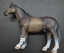 Schleich 13649 Hanoverian Stallion – Retired Horse Club – New With Tag picture