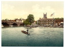 Photo:[Henley on Thames, Red Lion Hotel, England] picture