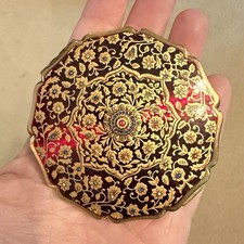 Vintage Stratton Compact Case Powder Mirror England Red Gold Scallop Edges READ picture