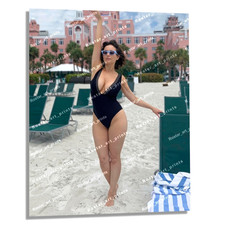 8x10 MILANA VAYNTRUB * Rare Early Beach Candid EXCLUSIVE HQ+ Photo Print MVA044 picture