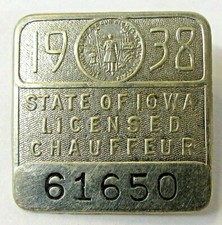1938 IOWA Licensed Chauffeur metal badge pinback pin ^ picture