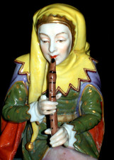ANTIQUE GERMAN DRESSEL KISTER MEDIEVAL JESTER MUSICIAN DOLL PORCELAIN FIGURINE picture