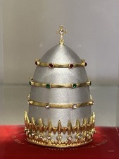 vintage Blackinton Knights of Columbus Pope Paul VI tiara Lucite paperweight picture