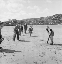 Minehead, West Somerset, Somerset, A group of people playing cri - Old Photo picture