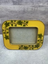 Vintage Bucklers of NY Ivy & Berries Enamel Picture Frame Horizontal/Vertical picture