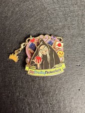 2021 HKDL Pin Trading Night Snow White And Evil Queen Old Hag picture