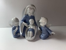Lefton Nativity Figures Mary With Baby Jesus Two Angels Blue White Christmas picture