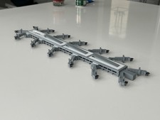 1:400 Scale Model Airport Terminal - Fits 14 Aircraft, Comes With 14 Jetbridges picture