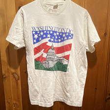 Vintage Fruit of the Loom Washington DC Graphic T-Shirt. Medium. Single Stitch. picture