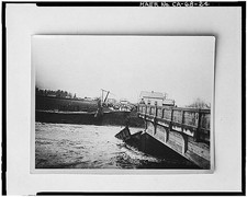 Photo:Smith River CA Rowdy Creek Bridge Collapse 1931-32 Winter picture