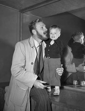 Comedian Eddie Albert tries few comedy routines son Eddie Jr they a- 1952 Photo picture