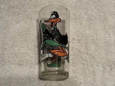 Vintage Pepsi Collector Series 1976 Warner Bros Pepé Le Pew & Daffy Duck Glass picture