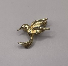 Flying Hummingbird Clear Rhinestone Eye Gold Tone Pin Brooch Animal Jewelry picture