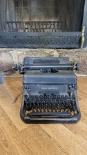 Model Seventeen typewriter vintage 1930-1940 picture