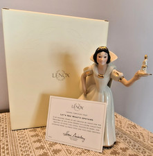 Lenox Disney Snow White Let's See What's Upstairs Figurine 7