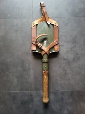 WW2 Polish entrenching tool picture