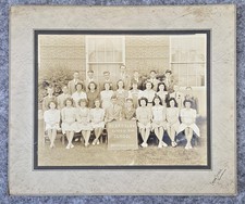 Vintage 1944 Beardsley School Class Photo Bridgeport CT Crown Studio Original picture