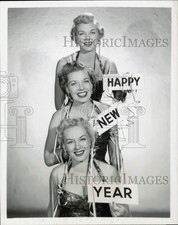 1953 Press Photo Alice, Marilyn & Yvonne King on the 